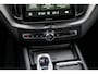 Volvo XC60 T8 Plug-in hybrid AWD Ultra Dark Exec. Ed. | Google | Long Range | Bowers & Wilkins Audio | Luchtvering | Gelamineerd Zijruiten Rondom | Stoelmassage & Ventilatie | Getint Glas | LED Koplampen | Stoel-/Stuurverwarming | Dodehoekdetectie | Keyless | Zitverlenging | 22" LM