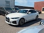 BMW i4 EDrive35 High Executive 70 kWh | SOH ..% | M Sportpakket | Harman Kardon | CarPlay | Camera | Stoelverwarming | Cruise Cont