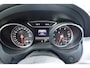 Mercedes-Benz GLA 180 Business Solution AMG | Panorama dak | Stoelverwarming | Trekhaak | NAVI