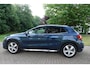 Mercedes-Benz GLA 180 Business Solution AMG | Panorama dak | Stoelverwarming | Trekhaak | NAVI