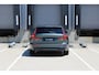 Volvo V60 T6 Plug-in hybrid AWD Ultra Dark | Beschikbaar vanaf 10-2026 | Exterieur Styling Kit | Adaptieve Cruise Control met Pilot Assist | Premium audio by Harman Kardon | 360 graden camera | Elektrisch bedienbaar panoramisch schuif-/kanteldak | Stoelverwarming | Elektrische voorstoelen met geheugen | Stuurwielverwarming | Semi-elektrische trekhaak |
