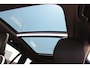 Volvo V60 T6 Plug-in hybrid AWD Ultra Dark | Beschikbaar vanaf 10-2026 | Exterieur Styling Kit | Adaptieve Cruise Control met Pilot Assist | Premium audio by Harman Kardon | 360 graden camera | Elektrisch bedienbaar panoramisch schuif-/kanteldak | Stoelverwarming | Elektrische voorstoelen met geheugen | Stuurwielverwarming | Semi-elektrische trekhaak |