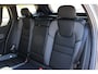 Volvo V60 T6 Plug-in hybrid AWD Ultra Dark | Beschikbaar vanaf 10-2026 | Exterieur Styling Kit | Adaptieve Cruise Control met Pilot Assist | Premium audio by Harman Kardon | 360 graden camera | Elektrisch bedienbaar panoramisch schuif-/kanteldak | Stoelverwarming | Elektrische voorstoelen met geheugen | Stuurwielverwarming | Semi-elektrische trekhaak |