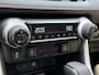 Toyota RAV4 2.5 PLUG-IN HYBRID AWD STYLE 19"LMV BLIND-SPOT JBL-AUDIO STOELVERWARMING 360°CAMERA NL-AUTO
