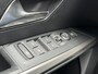 Peugeot E-3008 Launch Edition Dual Motor 73 kWh 325PK Automaat Navigatie, Rondomzichtcamera, Keyless, Panoramadak, Stoel & Stuurwielverwarming, Apple Carplay, Android Auto