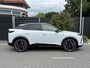 Peugeot E-3008 Launch Edition Dual Motor 73 kWh 325PK Automaat Navigatie, Rondomzichtcamera, Keyless, Panoramadak, Stoel & Stuurwielverwarming, Apple Carplay, Android Auto