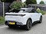 Peugeot E-3008 Launch Edition Dual Motor 73 kWh 325PK Automaat Navigatie, Rondomzichtcamera, Keyless, Panoramadak, Stoel & Stuurwielverwarming, Apple Carplay, Android Auto