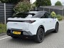 Peugeot E-3008 Launch Edition Dual Motor 73 kWh 325PK Automaat Navigatie, Rondomzichtcamera, Keyless, Panoramadak, Stoel & Stuurwielverwarming, Apple Carplay, Android Auto