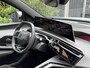 Peugeot E-3008 Launch Edition Dual Motor 73 kWh 325PK Automaat Navigatie, Rondomzichtcamera, Keyless, Panoramadak, Stoel & Stuurwielverwarming, Apple Carplay, Android Auto