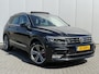Volkswagen Tiguan 1.4 TSI R-line Panoramadak Trekhaak Carplay cruise control