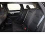 Volvo V90 T4 Momentum - IntelliSafe Assist - Adaptieve LED koplampen - Parkeercamera achter - Verwarmde voorstoelen, stuur & achterbank - Parkeersensoren achter - Inklapbare trekhaak - 18' LMV