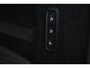 Volvo V90 T4 Momentum - IntelliSafe Assist - Adaptieve LED koplampen - Parkeercamera achter - Verwarmde voorstoelen, stuur & achterbank - Parkeersensoren achter - Inklapbare trekhaak - 18' LMV