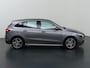 Mercedes-Benz B-klasse 250 e Business Solution AMG | Panoramadak | Memory | Trekhaak | Stoelverwarming | Widescreen | Sfeerverlichting |