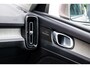 Volvo XC40 2.0 B3 Plus Bright | Trekhaak | 360 Graden Camera | Parkeersensoren | Parkeerverwarming | Keyless Entry | Elektrische Achterklep | Elektrisch Verstelbare Voorstoelen | Cruise Control Adaptief | BLIS | Harman Kardon Audio | Navigatie | Apple Carplay | Android Auto