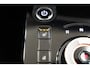 Kia Niro EV e-Niro DynamicLine 64.8 kWh 3-fase [ Navi Adapt.cruise Camera Stoel-en stuurverwarming ]