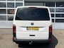Volkswagen Transporter Kombi 2.0 TDI L1H1 BTW EN BPM VRIJ!! Euro 6 Airco Cruise controle 8-Persoons Automaat Parkeersensoren voor en achter Telefoonverbinding Ex overheid! 1e eigenaar Personenbus Groepsvervoer Taxi Combi Tourer