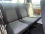 Volkswagen Transporter Kombi 2.0 TDI L1H1 BTW EN BPM VRIJ!! Euro 6 Airco Cruise controle 8-Persoons Automaat Parkeersensoren voor en achter Telefoonverbinding Ex overheid! 1e eigenaar Personenbus Groepsvervoer Taxi Combi Tourer