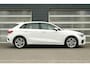 Audi A3 Sportback 40 TFSIe 204pk Business edition | SoH 95% | Trekhaak Afneembaar | Adaptive Cruise | Climate Control | Smartphone Interface | Navigatie | Parkeersensoren Achter | Full LED