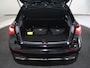 Mercedes-Benz A-klasse 250e Business Solution AMG | Panoramaschuifdak | Head-up display | Premium Plus | Stoelverwarming | 360° camera |