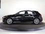 Mercedes-Benz A-klasse 250e Business Solution AMG | Panoramaschuifdak | Head-up display | Premium Plus | Stoelverwarming | 360° camera |