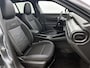 Jeep Avenger 1.2 110pk e-Hybrid Black Edition Automaat | Schuif-/Kanteldak | Winter-Pakket | Elektrische Klep | Navigatie | Adaptieve Cruise Control | Camera | 17"LMV | JBL | Keyless Entry/Start | LED |