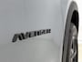 Jeep Avenger 1.2 110pk e-Hybrid Black Edition Automaat | Schuif-/Kanteldak | Winter-Pakket | Elektrische Klep | Navigatie | Adaptieve Cruise Control | Camera | 17"LMV | JBL | Keyless Entry/Start | LED |