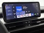 Jeep Avenger 1.2 110pk e-Hybrid Black Edition Automaat | Schuif-/Kanteldak | Winter-Pakket | Elektrische Klep | Navigatie | Adaptieve Cruise Control | Camera | 17"LMV | JBL | Keyless Entry/Start | LED |