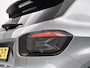 Jeep Avenger 1.2 110pk e-Hybrid Black Edition Automaat | Schuif-/Kanteldak | Winter-Pakket | Elektrische Klep | Navigatie | Adaptieve Cruise Control | Camera | 17"LMV | JBL | Keyless Entry/Start | LED |