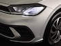 Volkswagen Polo 1.0 TSI Go |Navigatie via App| Parkeersensoren achter | Adaptieve cruise control | LED koplampen | 15"LM Velgen