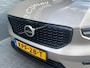 Volvo XC40 1.5 T4 Plug-in hybrid Plus dark pano stoelverwarming 20 inch