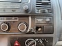 Volkswagen Transporter Kombi 2.0 TDI L1H1 140pk DSG Automaat Btw en bpm vrij 9-Persoons Trekhaak Airco Cruisecontrole Ex overheidsauto Dealer onderhouden 1e eigenaar Euro 5 Groepsvervoer Taxi Personenbus Tourer Combi Minivan