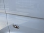Volkswagen Transporter Kombi 2.0 TDI L1H1 140pk DSG Automaat Btw en bpm vrij 9-Persoons Trekhaak Airco Cruisecontrole Ex overheidsauto Dealer onderhouden 1e eigenaar Euro 5 Groepsvervoer Taxi Personenbus Tourer Combi Minivan