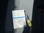 Volkswagen Transporter Kombi 2.0 TDI L1H1 140pk DSG Automaat Btw en bpm vrij 9-Persoons Trekhaak Airco Cruisecontrole Ex overheidsauto Dealer onderhouden 1e eigenaar Euro 5 Groepsvervoer Taxi Personenbus Tourer Combi Minivan