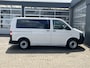 Volkswagen Transporter Kombi 2.0 TDI L1H1 140pk DSG Automaat Btw en bpm vrij 9-Persoons Trekhaak Airco Cruisecontrole Ex overheidsauto Dealer onderhouden 1e eigenaar Euro 5 Groepsvervoer Taxi Personenbus Tourer Combi Minivan