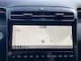 Hyundai Tucson 1.6 T-GDI PHEV Comfort Smart 4WD / 99% SOH / Fabrieksgarantie tot 04-2027 / WLTP 62km / Navi / Apple Carplay Android / Stuur- en stoelverwarming / Adapt. CC / 19" LM wielen /