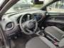 Toyota Aygo X PLAY 4S-BANDEN APPLE/ANDROID AD-CRUISE CAMERA BLUETOOTH AIRCO NL-AUTO EL-RAMEN/SPIEGELS