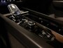 Volvo XC60 T6 AWD Recharge Ultra Dark | Facelift | Trekhaak | 360° Camera | Head-Up Display | All Season banden | Harman Kardon | Adaptieve Cruise Control | Stoelverwarming voor+achter | Stuurwielverwarming | Full LED Meesturende koplampen | Pilot Assist | BLIS Dode Hoek Detectie | Elektrische voorstoelen geheugen | Quilted Nordico bekleding | Zitting verlenging voorstoelen | Lederen Dashboard | Schuifdak | 20 Inch | Google Infotainment | Keyless Drive | Parkeersensoren voor+achter | Elektrisch bedienbare achterklep | DAB Radio | Apple Carplay/Android Auto | Draadloos telefoon opladen | Volvo On Call met mobiele App functie | Vaour Grey Metallic |