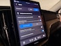 Volvo XC60 T6 AWD Recharge Ultra Dark | Facelift | Trekhaak | 360° Camera | Head-Up Display | All Season banden | Harman Kardon | Adaptieve Cruise Control | Stoelverwarming voor+achter | Stuurwielverwarming | Full LED Meesturende koplampen | Pilot Assist | BLIS Dode Hoek Detectie | Elektrische voorstoelen geheugen | Quilted Nordico bekleding | Zitting verlenging voorstoelen | Lederen Dashboard | Schuifdak | 20 Inch | Google Infotainment | Keyless Drive | Parkeersensoren voor+achter | Elektrisch bedienbare achterklep | DAB Radio | Apple Carplay/Android Auto | Draadloos telefoon opladen | Volvo On Call met mobiele App functie | Vaour Grey Metallic |