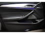 BMW 5-Serie Touring 530i xDrive M-Sport High Executive | PANORAMADAK | HEAD UP | STUURVERWARMING | TREKHAAK | 360 CAMERA | 19"