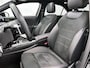 Mercedes-Benz A-klasse 250 e Business Solution AMG | Trekhaak | Nightpakket | parkeerpakket met achteruitrijcamera | Verwarmde stoelen vooraan | Inclusief 24 maanden Mercedes-Benz Certified garantie voor Europa.