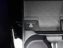 Mercedes-Benz A-klasse 250 e Business Solution AMG | Trekhaak | Nightpakket | parkeerpakket met achteruitrijcamera | Verwarmde stoelen vooraan | Inclusief 24 maanden Mercedes-Benz Certified garantie voor Europa.