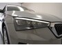 Skoda Scala 1.0 TSI 110 pk Sport Edition Aut. [ Panorama LED Stoelverwarming Camera Navi Apple / Android ]