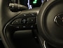 Toyota Yaris Cross 1.5 Hybrid 115 Active -NIEUWE AUTO DIRECT UIT VOORRAAD LEVERBAAR - APPLE CARPLAY/ ANDROID AUTO - CLIMATE CONTROL - VOORRUITVERWARMING - STUURVERWARMING - STOELVERWARMING - ADAPTIEVE CRUISE CONTROL - CAMERA - DAB AUDIO