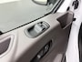 Ford Transit 2.0TDCI 130PK L2H2 | Airco | Cruise | 3-Zits | Betimmering