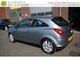 Opel Corsa 1.4-16V COSMO LUXE 3 DEURS AUT.AIRCO CRUISECONTROL STOEL+STUURVERWARMING 16INCH LMV PARKEERSENSOREN ELECTR.RAMEN/SPIEGELS