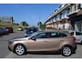 Volvo V40 Cross Country 1.5 T3 Momentum Automaat Climate Cruise PDC