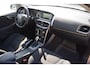 Volvo V40 Cross Country 1.5 T3 Momentum Automaat Climate Cruise PDC