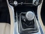 Jaguar XF 2.0d Prestige export €5950 Airco Cruise controle Stuurwielbediening Navigatie 5-Persoons Leder Telefoonverbinding Euro 6