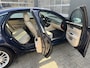 Jaguar XF 2.0d Prestige export €5950 Airco Cruise controle Stuurwielbediening Navigatie 5-Persoons Leder Telefoonverbinding Euro 6