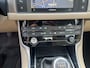 Jaguar XF 2.0d Prestige export €5950 Airco Cruise controle Stuurwielbediening Navigatie 5-Persoons Leder Telefoonverbinding Euro 6